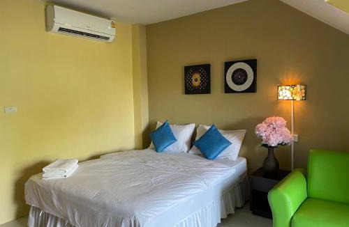 Talat Yai Hotel | Nawaporn Place