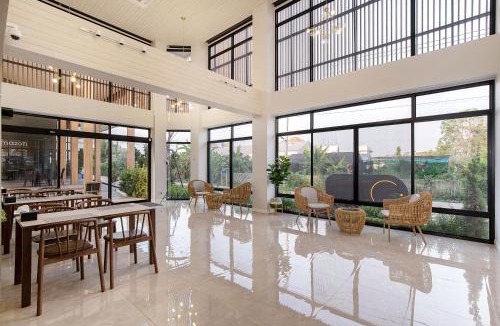 Phitsanulok Hotel | The Pride Hotel Phitsanulok
