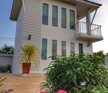 Huai Yai Resort | บ้านสุขตา