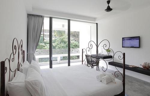Cherngtalay Hotel | Surintra Boutique Resort