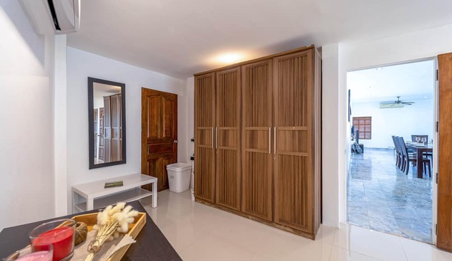 Private 4 Bedroom Pool Villa - NG411