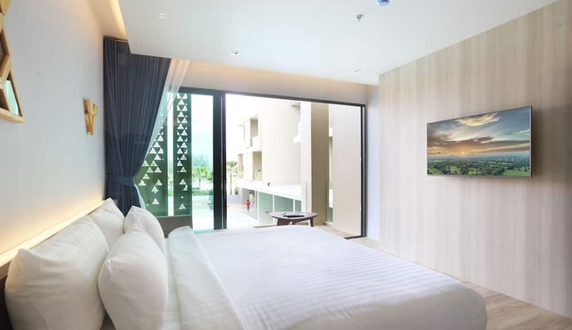 The Signature Hotel Airport