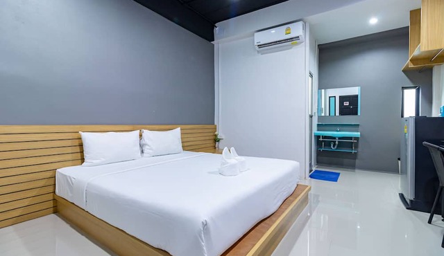 CS Klongtoey Grand Resort