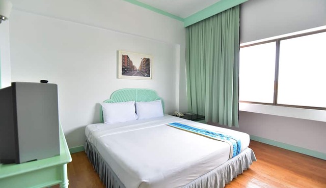 Thumrin Hotel