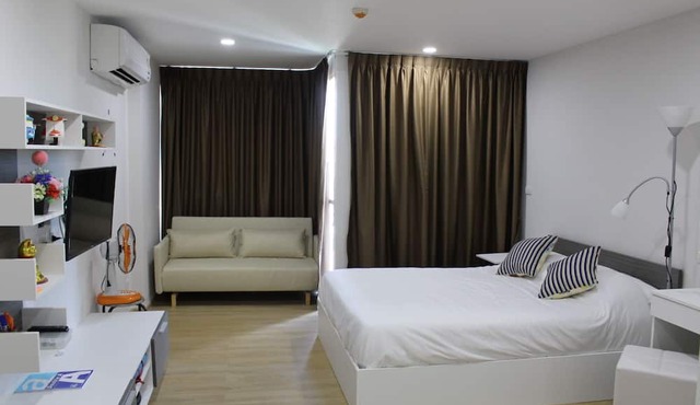 Ozone Condotel Apt 716