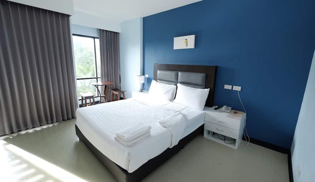 Sixty Six Place Hotel