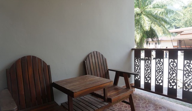Thumneab Guesthouse