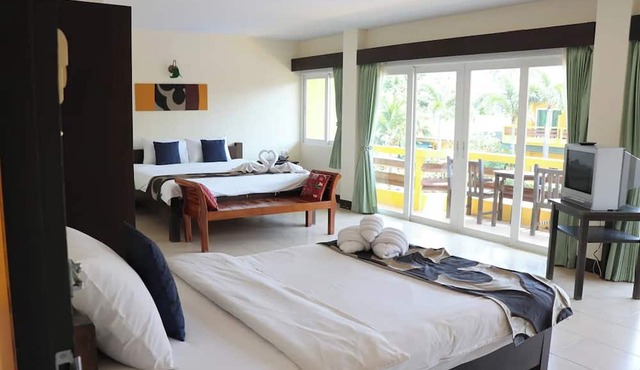 Bacchus Home Resort