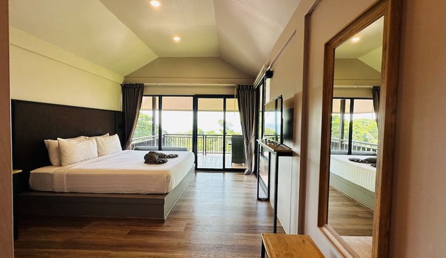 HIP Seaview Resort at Phi Phi