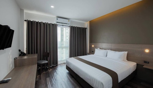 The Vienna Place Hotel