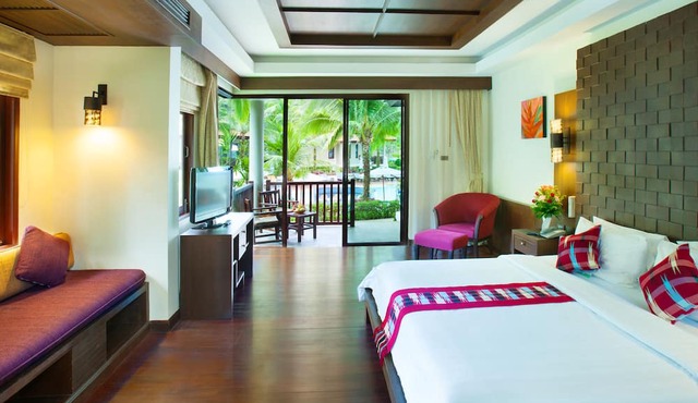 Khaolak Bay Front Resort