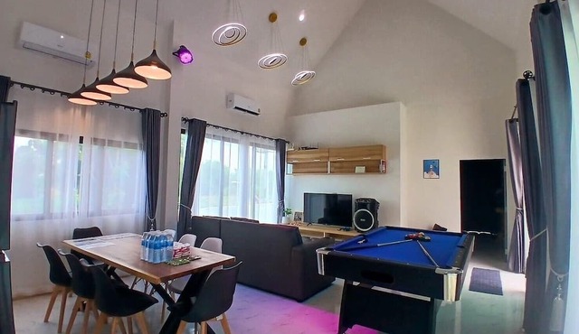 Level UP pool villa Rayong
