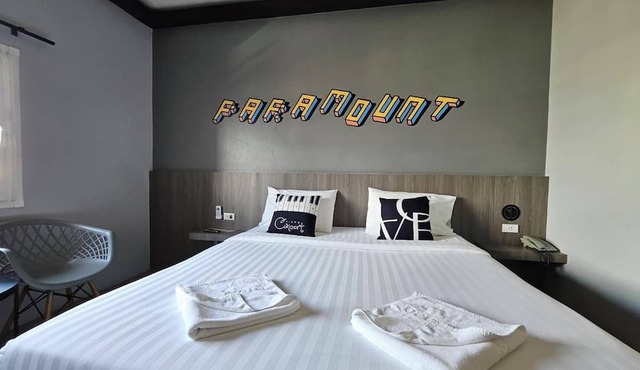 Paramount Palace Hotel Dannok