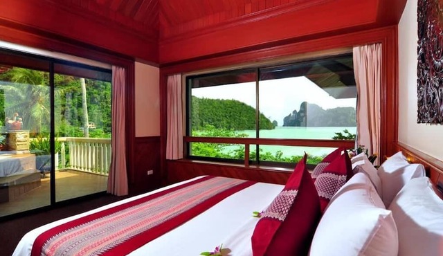 Phi Phi Island Cabana Hotel