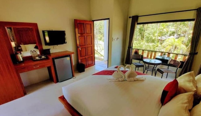 Phurin Thara Resort