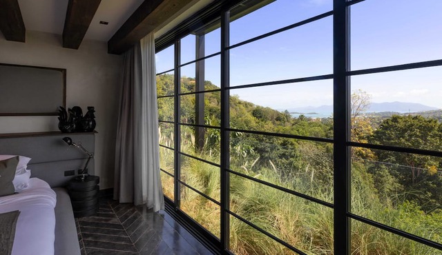 Villa Reya - Ocean View Tropical Escape