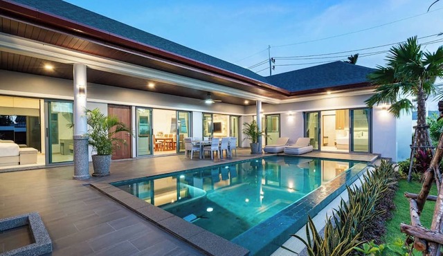 Luxurious 4-Bedroom Villa with Private Pool in Choeng Thale