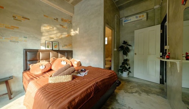 Rayong Pool Villa & Camping