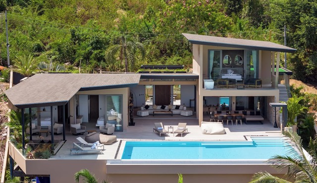 Luxury 4 bedroom villa in Koh Samui with stunning sea views to Koh Phangan