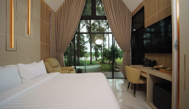 High Tree Resort Co.,Ltd.