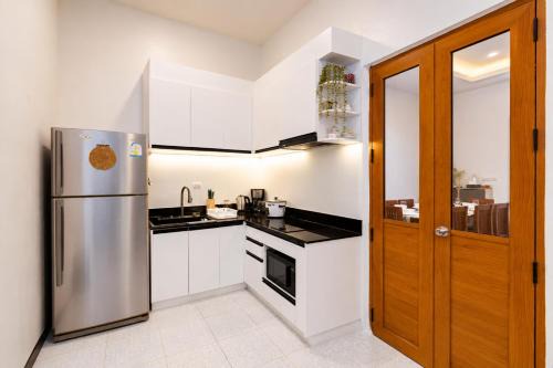 Heritage Family Home Spacious & Central Location