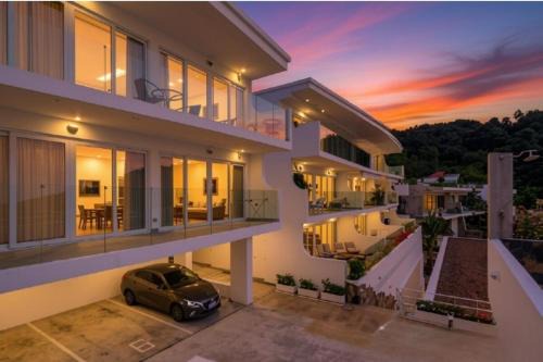 Kata Oceanview 2 Bed Condo, Amazing Seaview