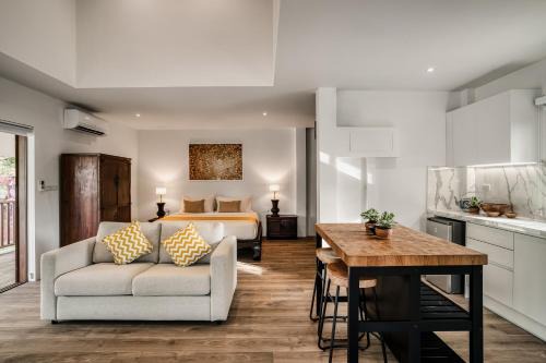 Sontaya - Lakeside Studio Villa