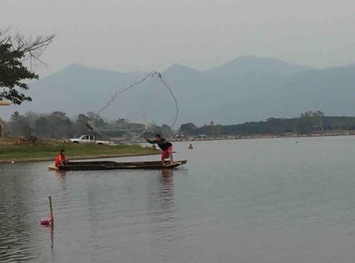 บ้านสวนริมอ่าง in Phayao