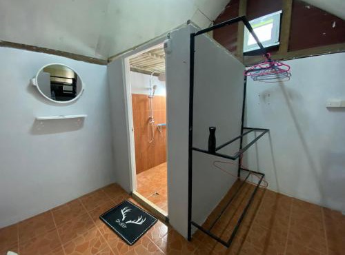 บ้านเพื่อนโฮมสเตย์ เขาพนม Friend House Homestay