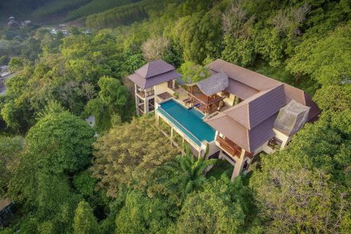 The Great Escape Pool Seaview Villa