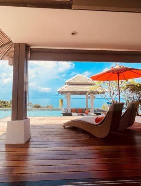 Luxury villa Seaview & Sunset 100m from the beach