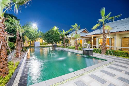 Tontan Resort Cha-am in Cha Am Beach