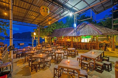 Phi Phi Andaman Legacy Resort